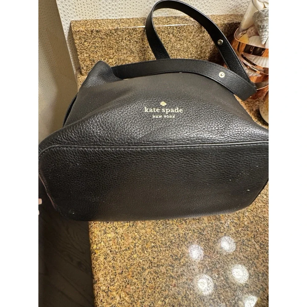 Kate Spade Black Marti Small Bucket Bag Pebbled Leather Shoulder‎ Crossbody Bag